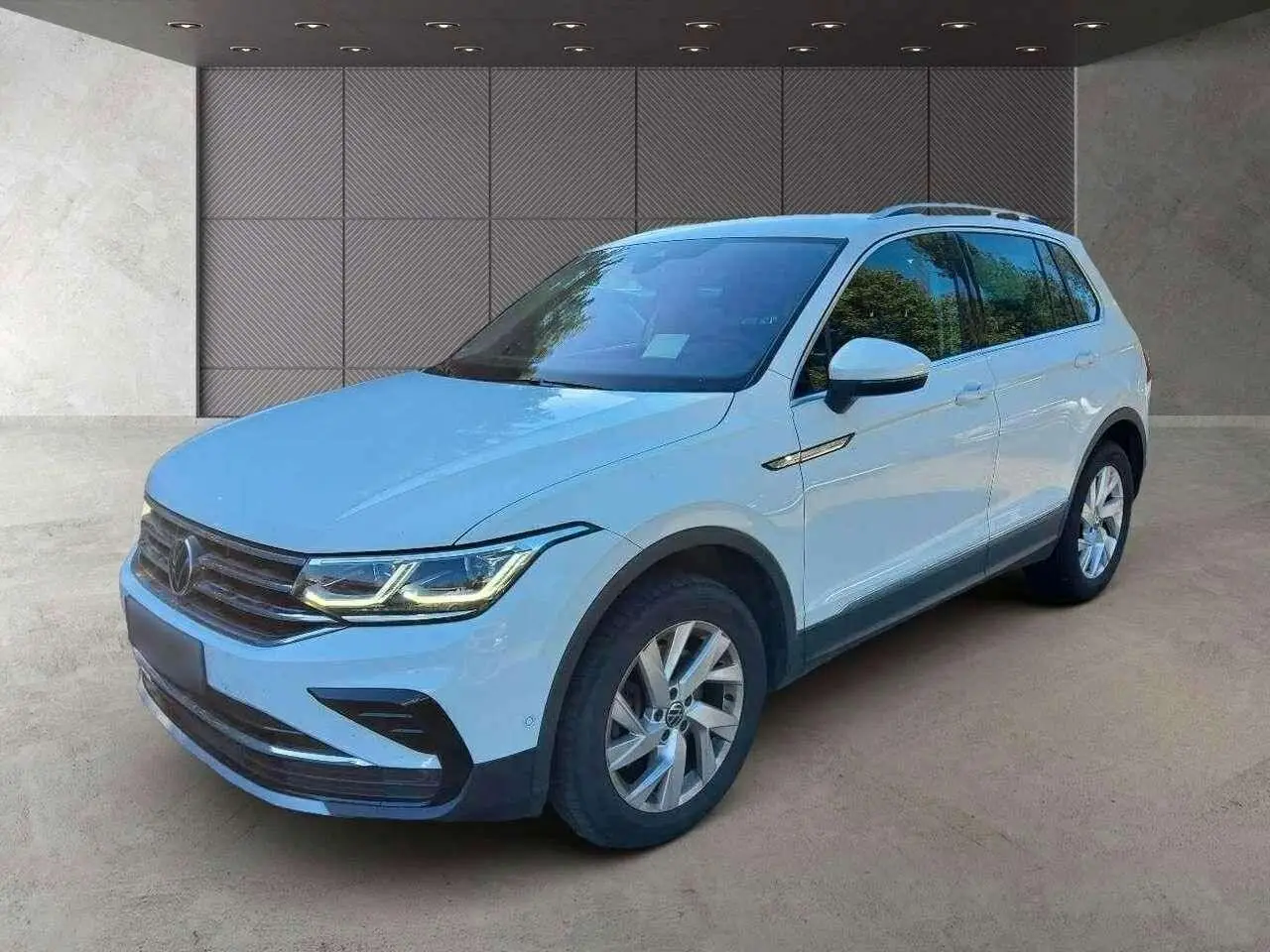 Photo 1 : Volkswagen Tiguan 2021 Diesel