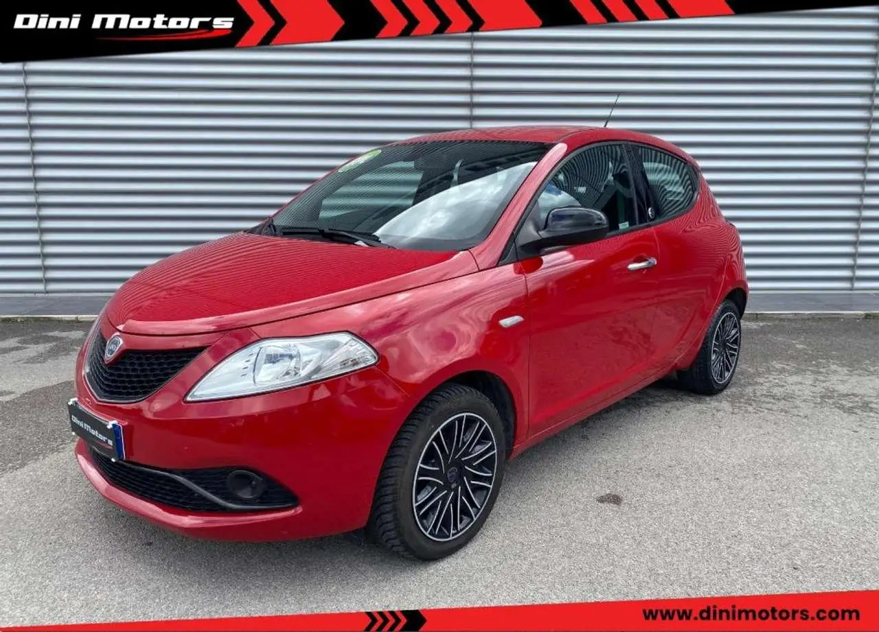 Photo 1 : Lancia Ypsilon 2018 GPL