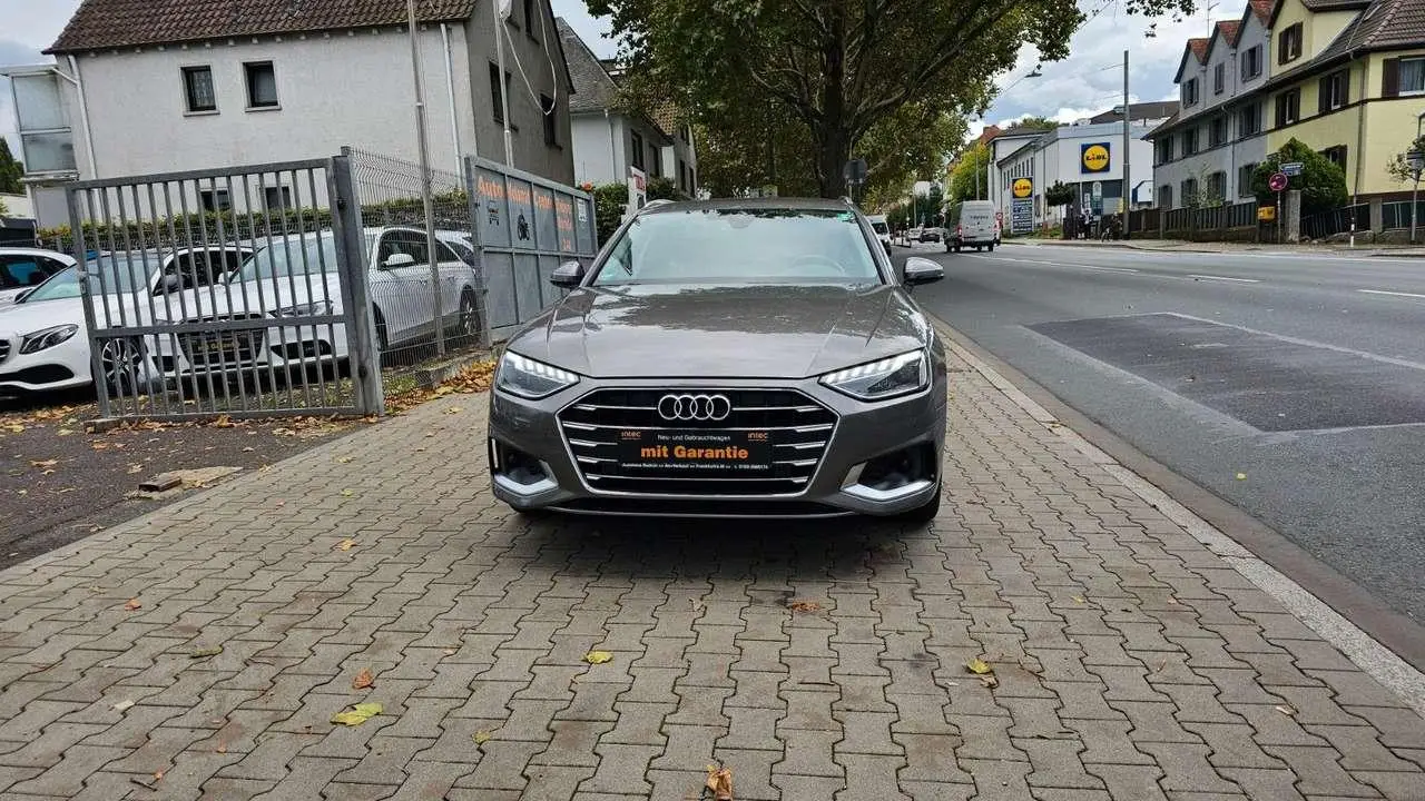 Photo 1 : Audi A4 2022 Diesel