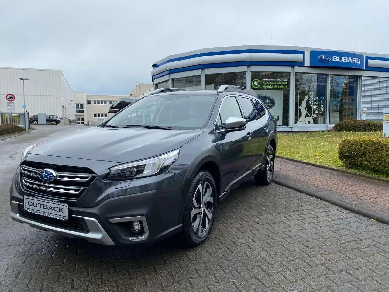 Photo 1 : Subaru Outback 2022 Petrol