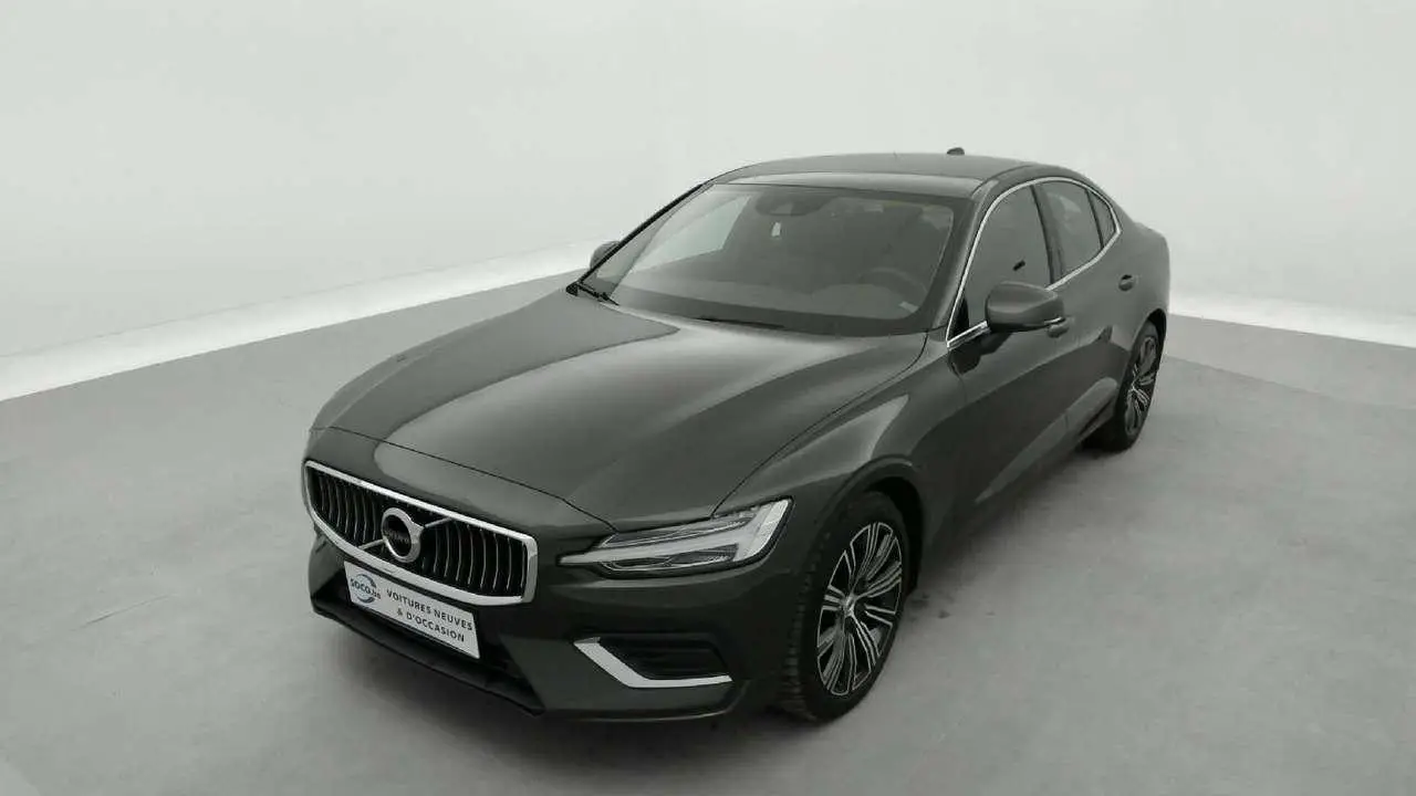 Photo 1 : Volvo S60 2022 Hybride