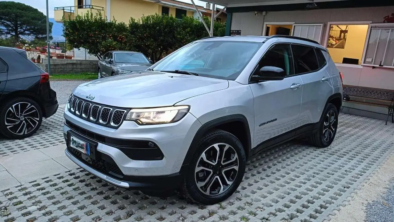 Photo 1 : Jeep Compass 2023 Hybrid