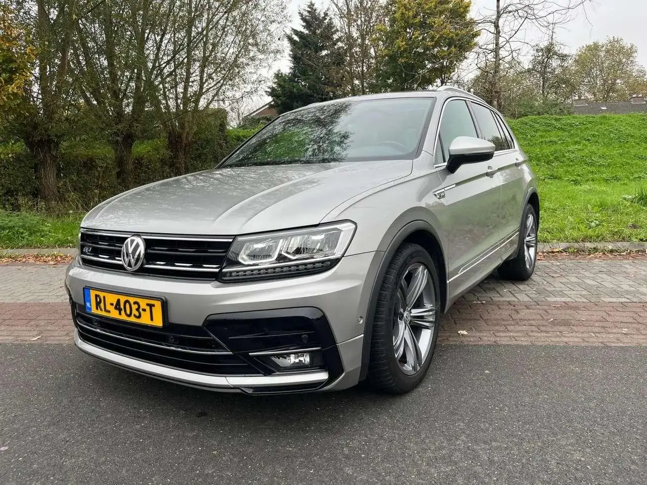 Photo 1 : Volkswagen Tiguan 2018 Essence