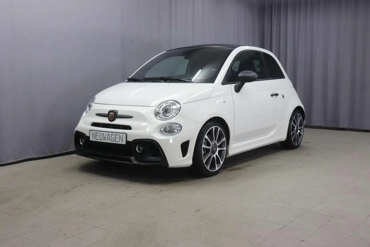 Photo 1 : Abarth 595 2024 Petrol