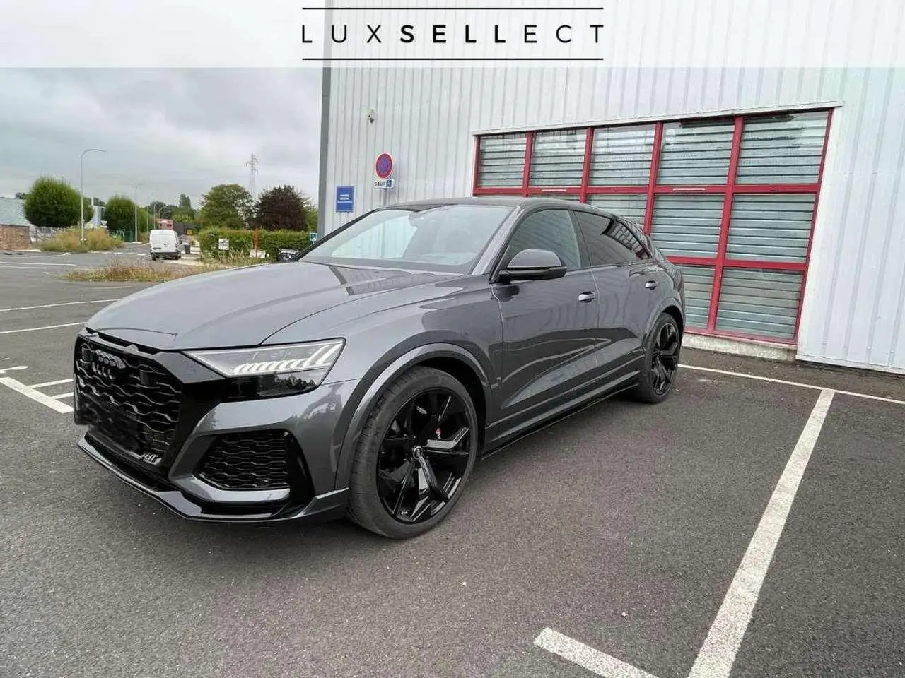 Photo 1 : Audi Rsq8 2023 Essence