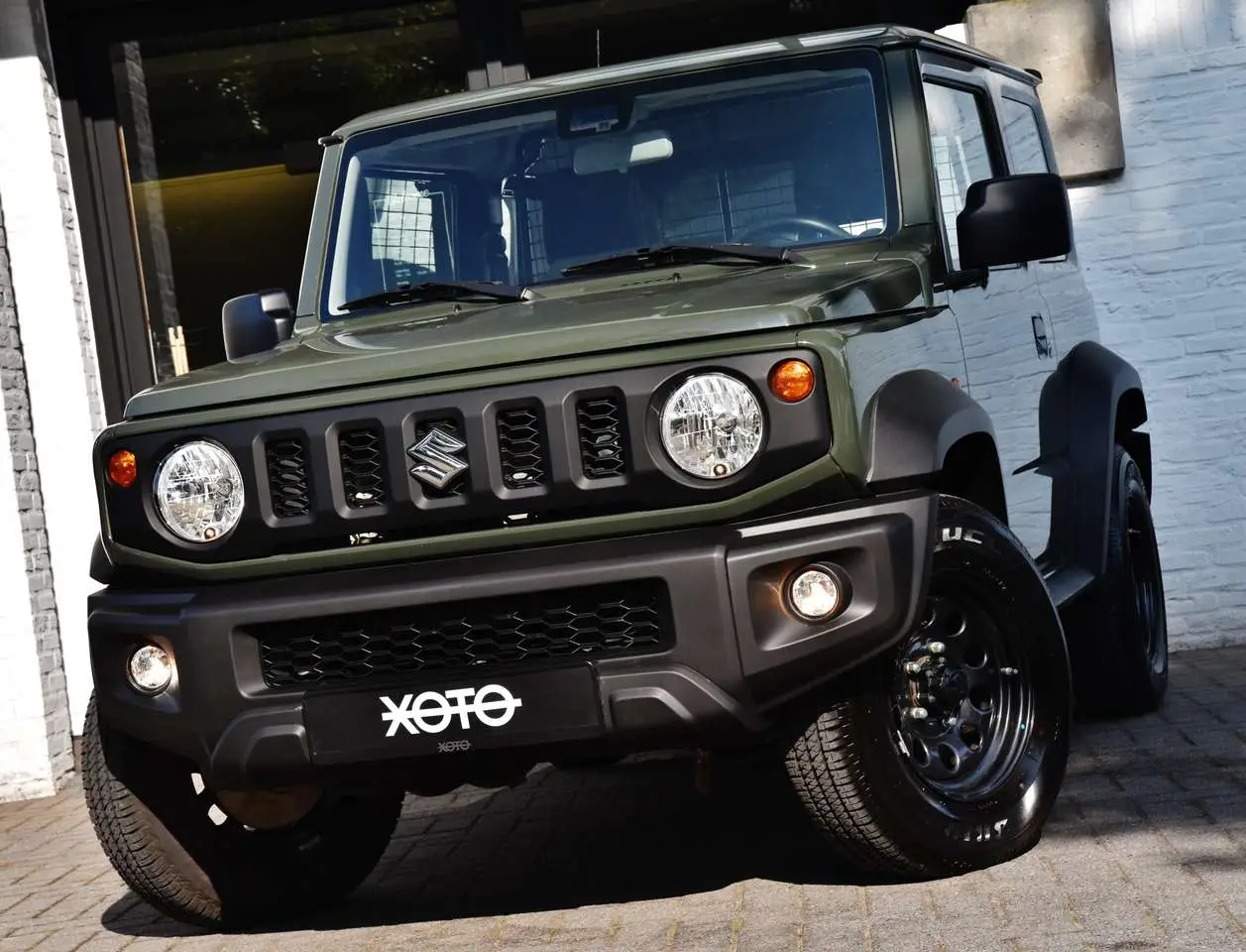 Photo 1 : Suzuki Jimny 2023 Petrol