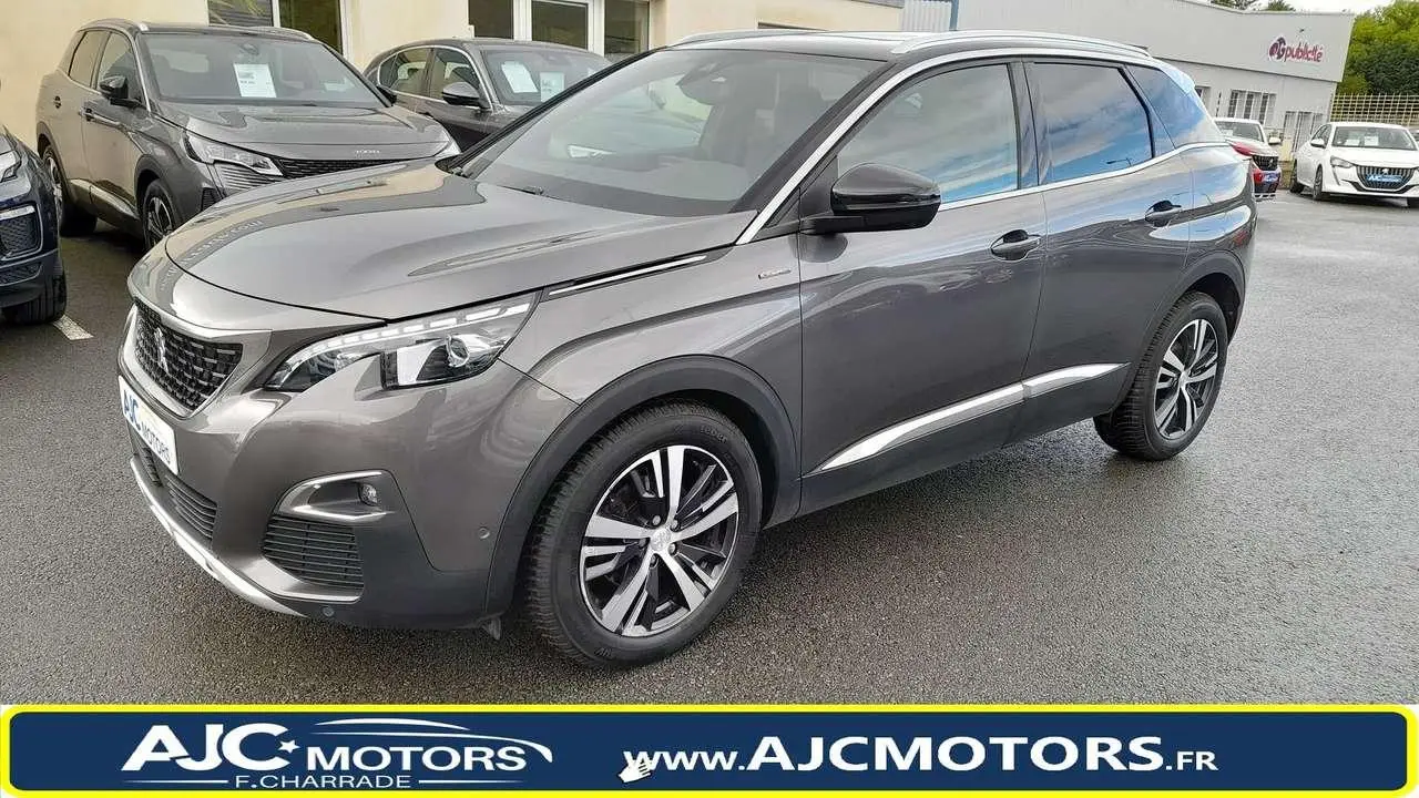 Photo 1 : Peugeot 3008 2020 Diesel