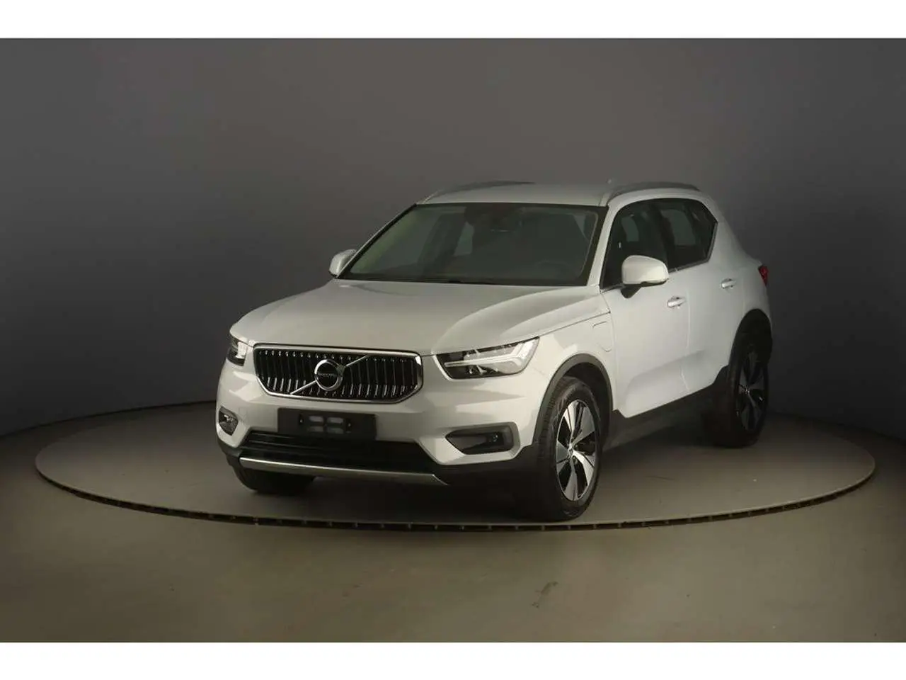 Photo 1 : Volvo Xc40 2021 Hybride