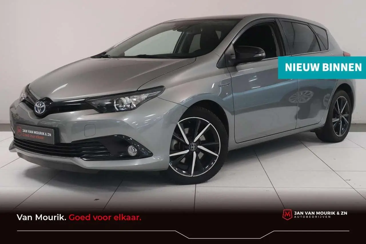 Photo 1 : Toyota Auris 2019 Hybrid