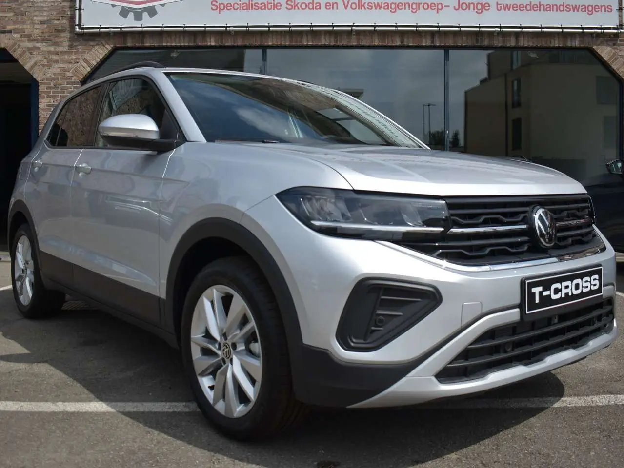 Photo 1 : Volkswagen T-cross 2024 Petrol