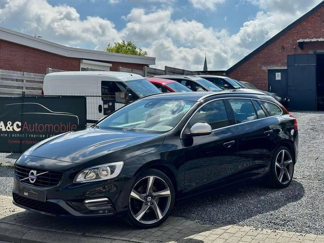 Photo 1 : Volvo V60 2016 Diesel