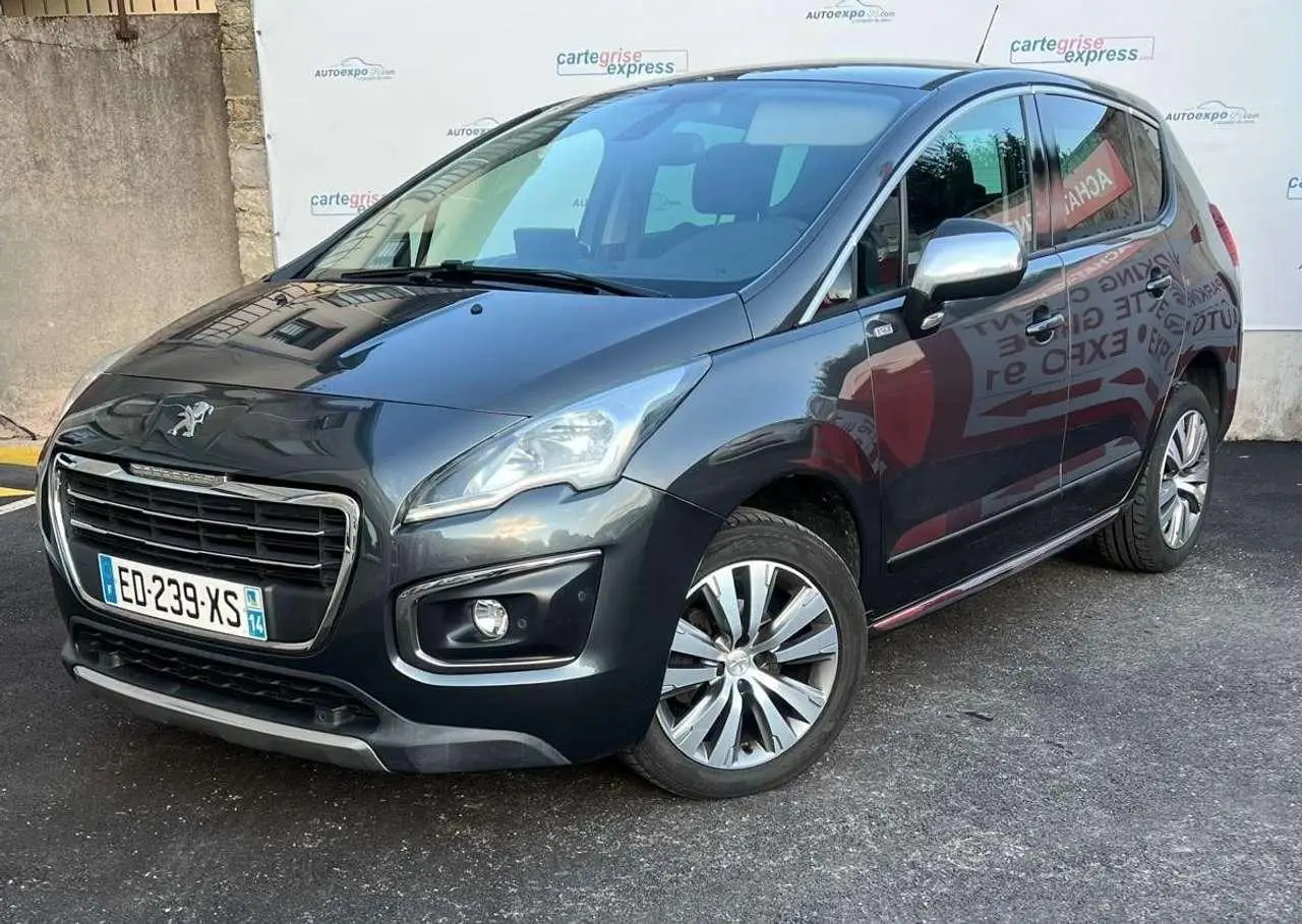 Photo 1 : Peugeot 3008 2016 Petrol