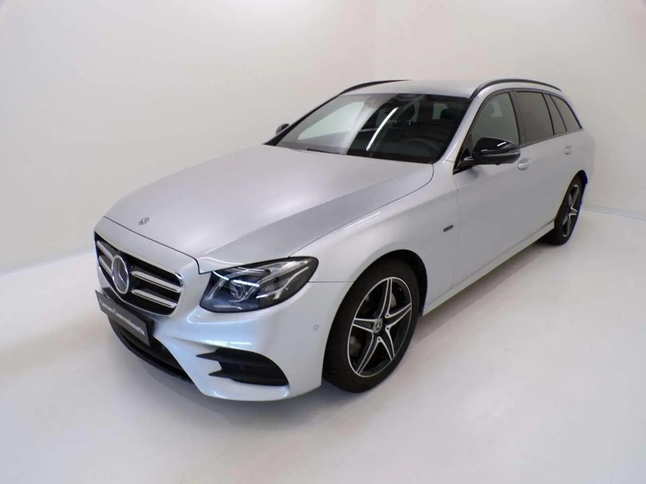 Photo 1 : Mercedes-benz Classe E 2020 Hybrid