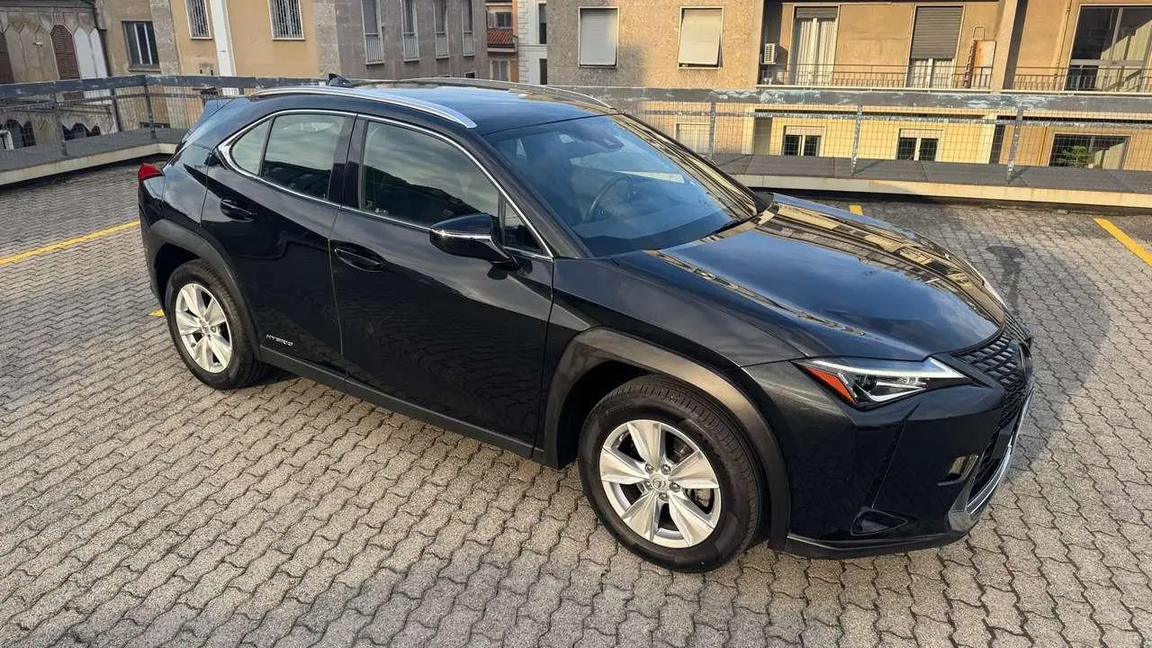 Photo 1 : Lexus Ux 2020 Hybrid