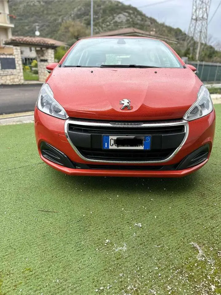 Photo 1 : Peugeot 208 2018 Petrol