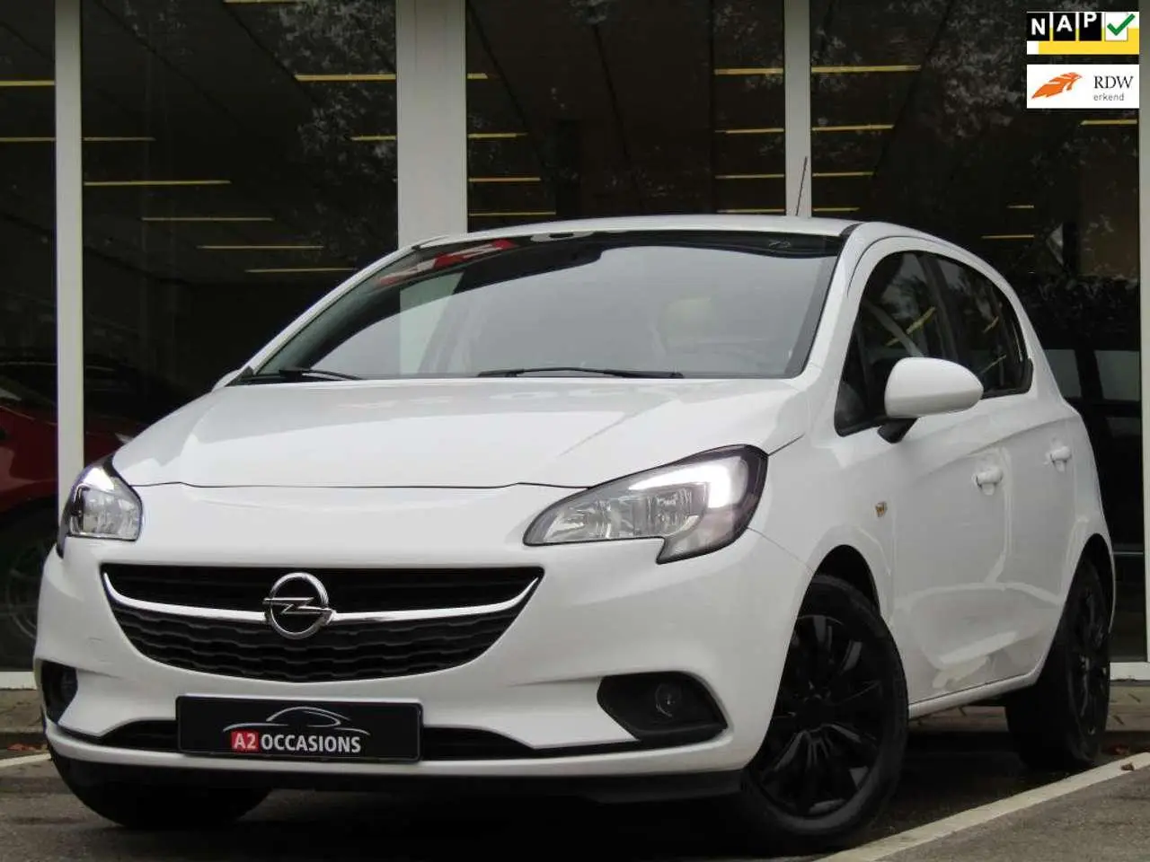 Photo 1 : Opel Corsa 2016 Petrol