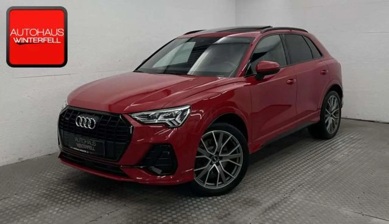 Photo 1 : Audi Q3 2019 Essence