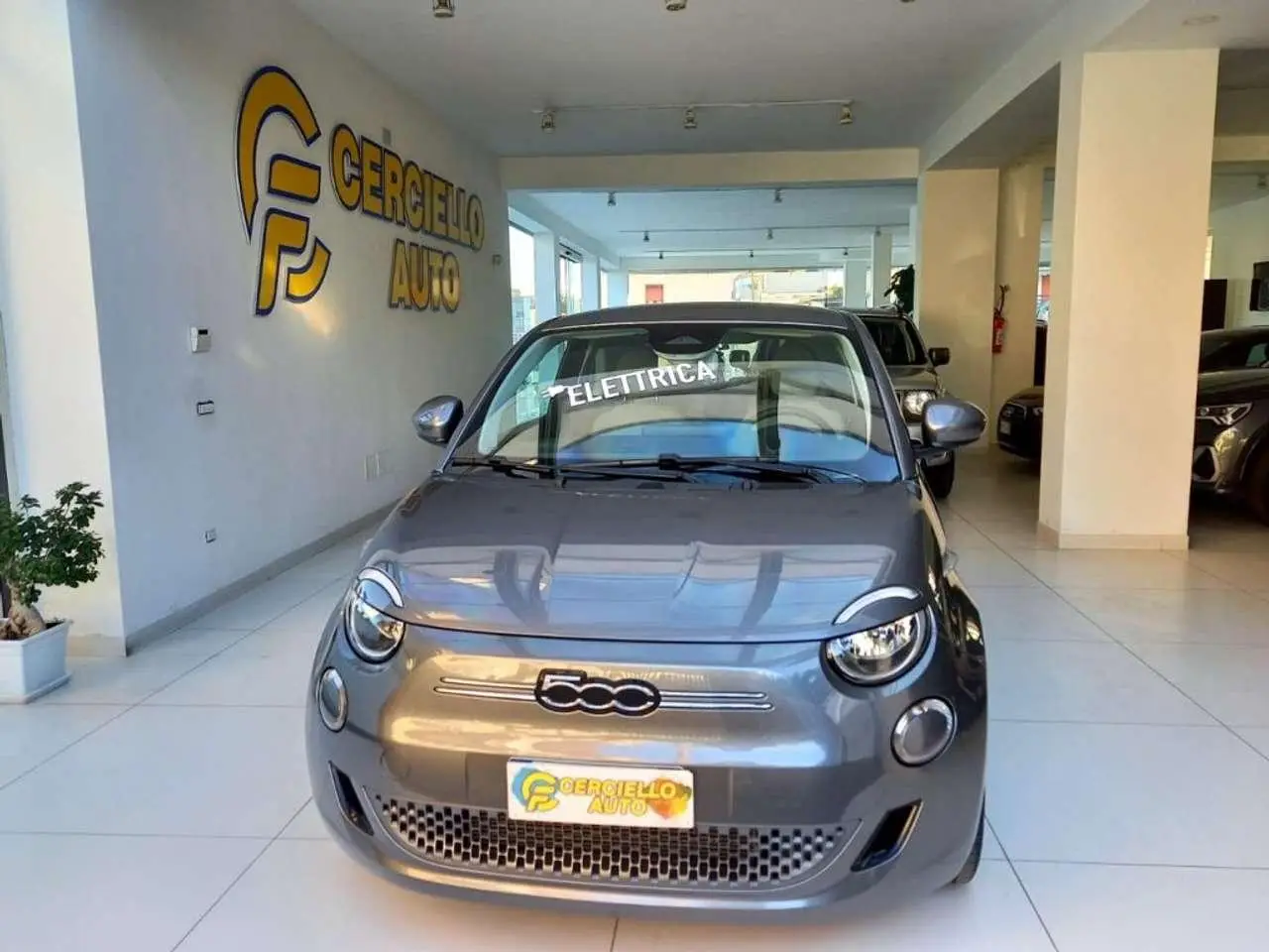 Photo 1 : Fiat 500 2021 Electric