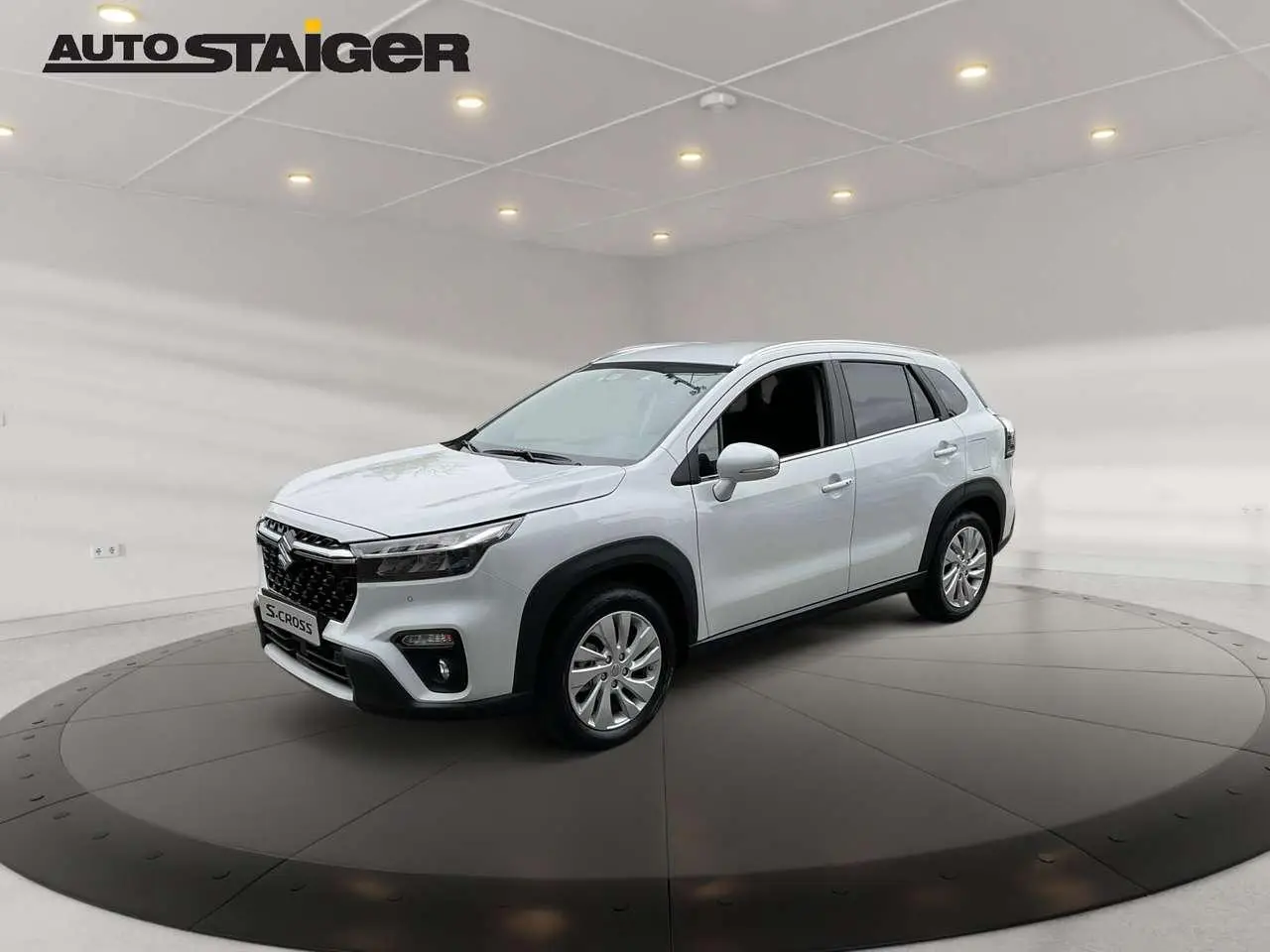 Photo 1 : Suzuki S-cross 2024 Essence