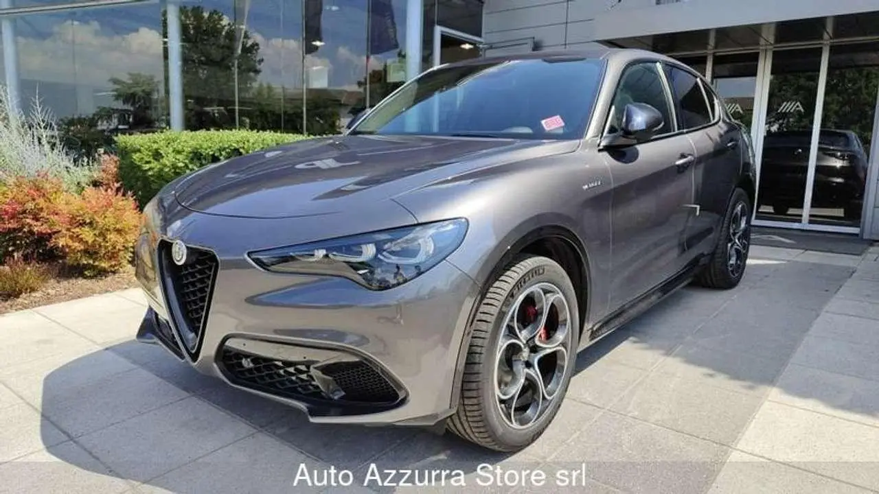 Photo 1 : Alfa Romeo Stelvio 2024 Diesel