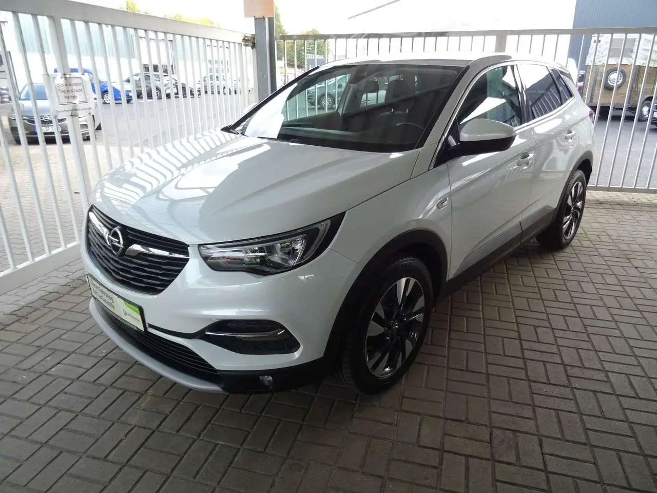 Photo 1 : Opel Grandland 2018 Essence