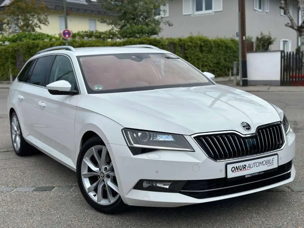 Photo 1 : Skoda Superb 2019 Diesel