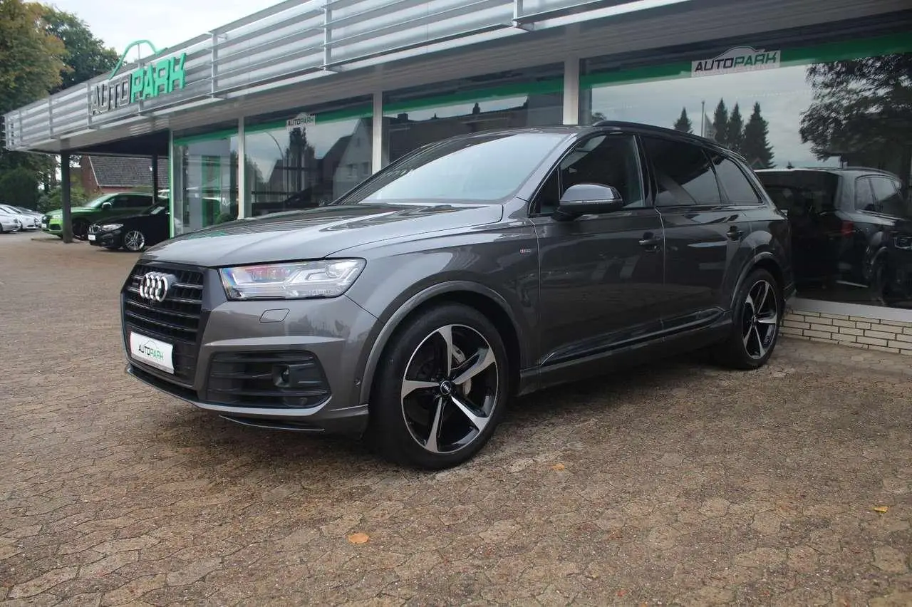 Photo 1 : Audi Q7 2019 Diesel