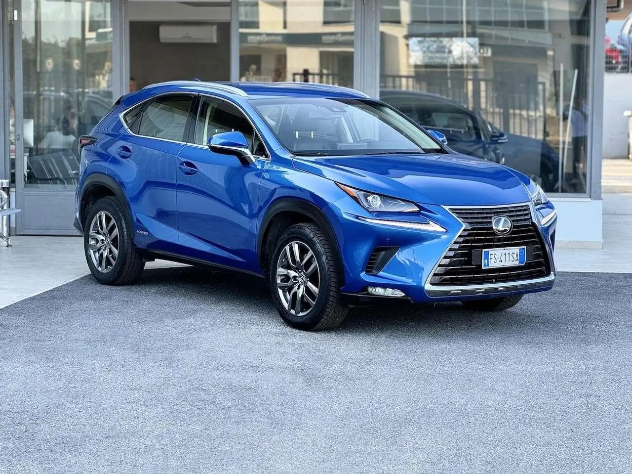 Photo 1 : Lexus Nx 2018 Hybrid