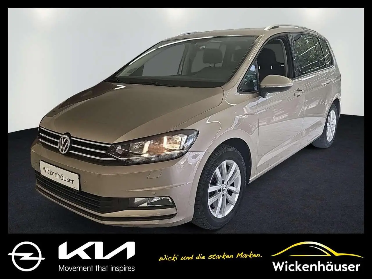 Photo 1 : Volkswagen Touran 2016 Petrol