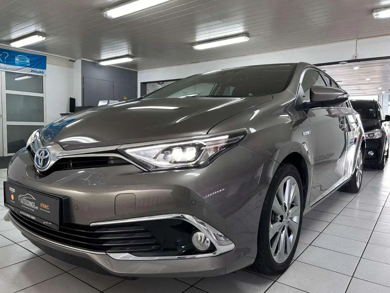 Photo 1 : Toyota Auris 2017 Hybride