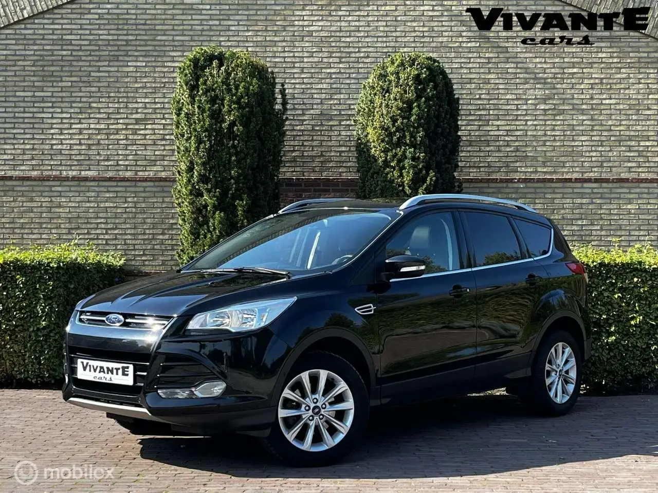 Photo 1 : Ford Kuga 2015 Petrol