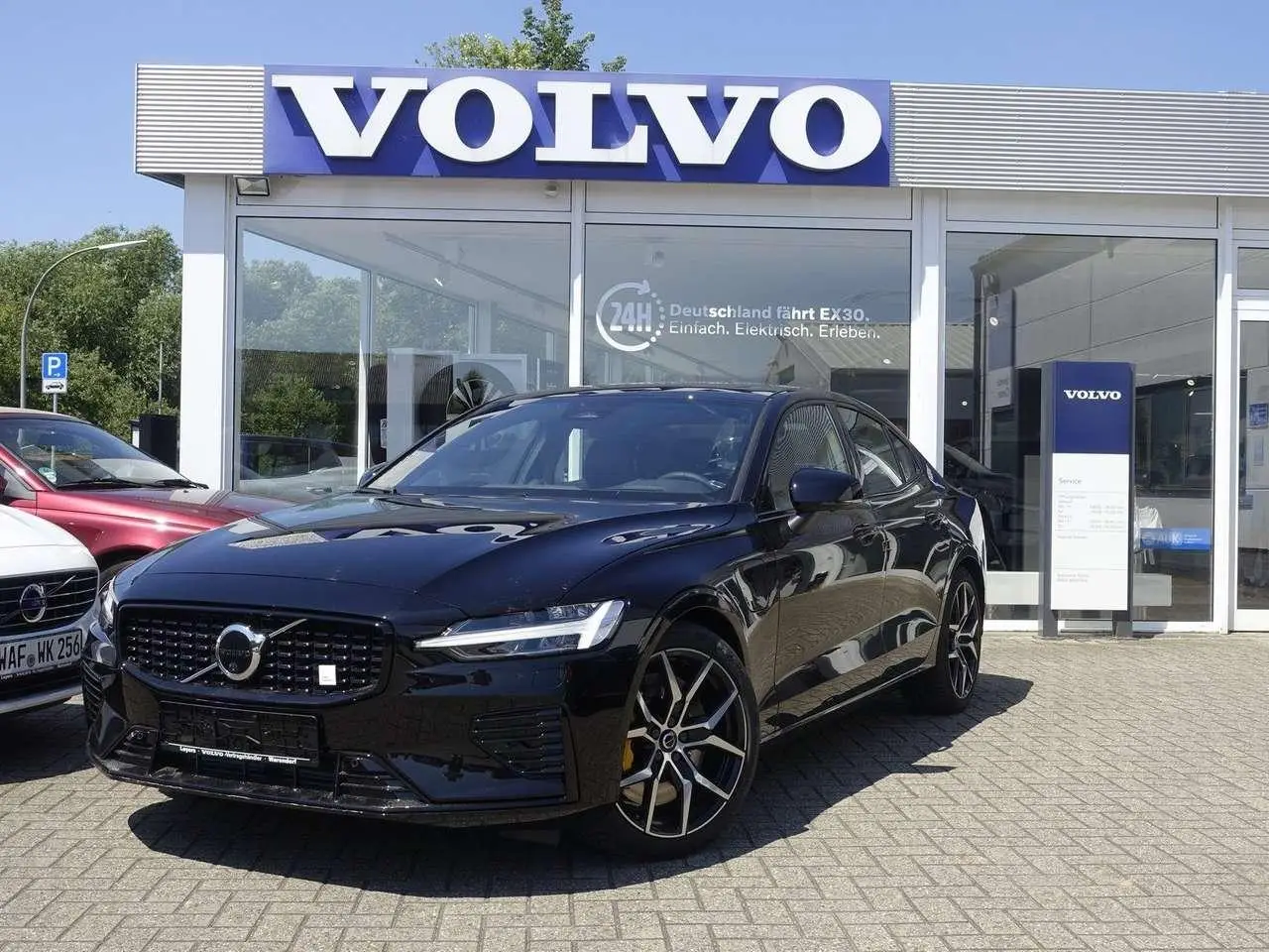 Photo 1 : Volvo S60 2024 Hybride