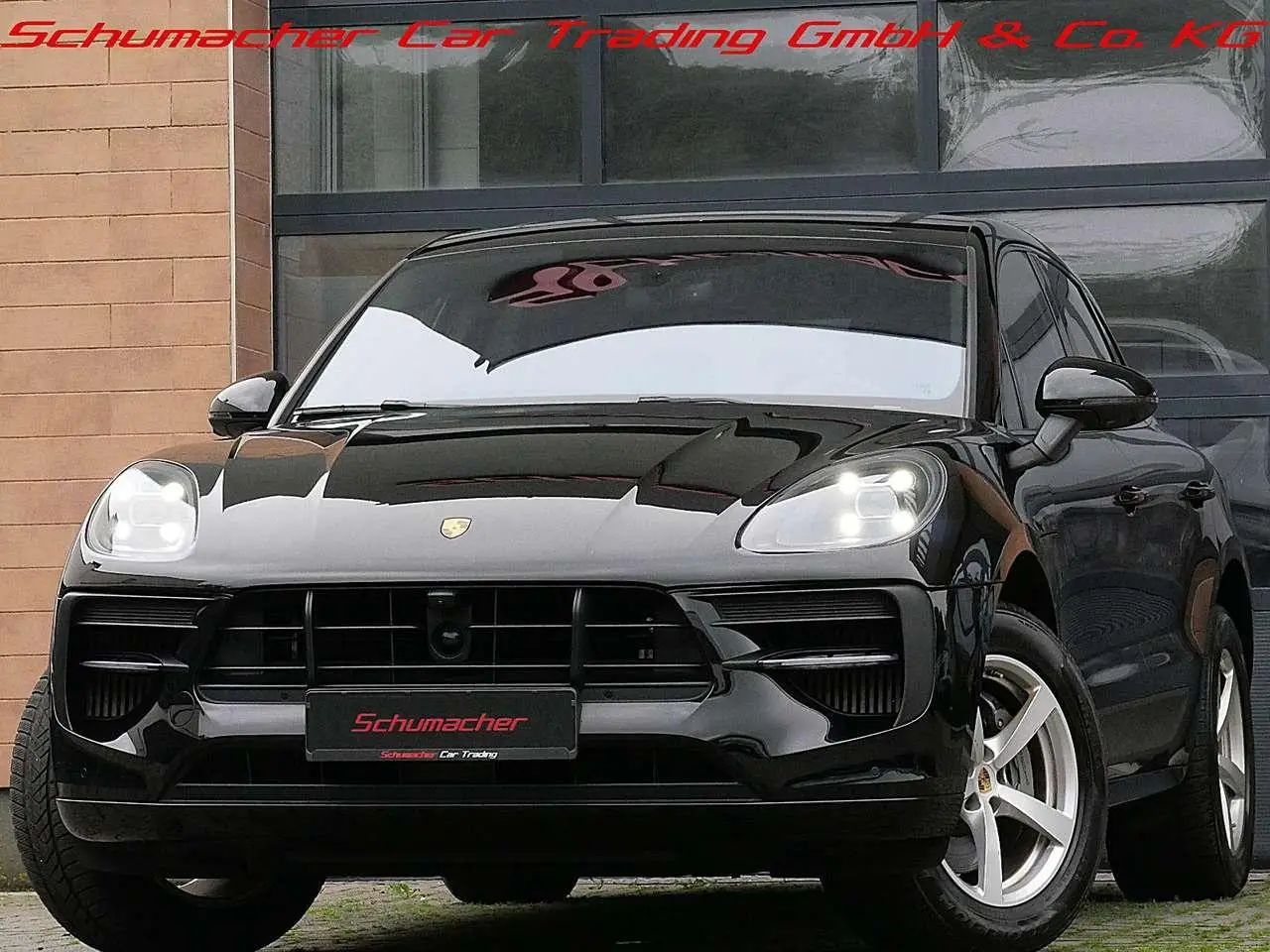 Photo 1 : Porsche Macan 2021 Petrol