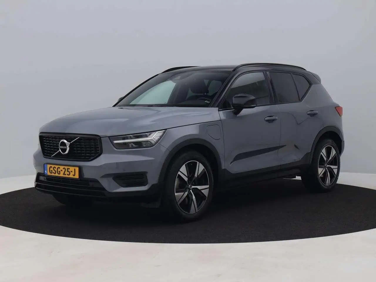 Photo 1 : Volvo Xc40 2021 Hybride