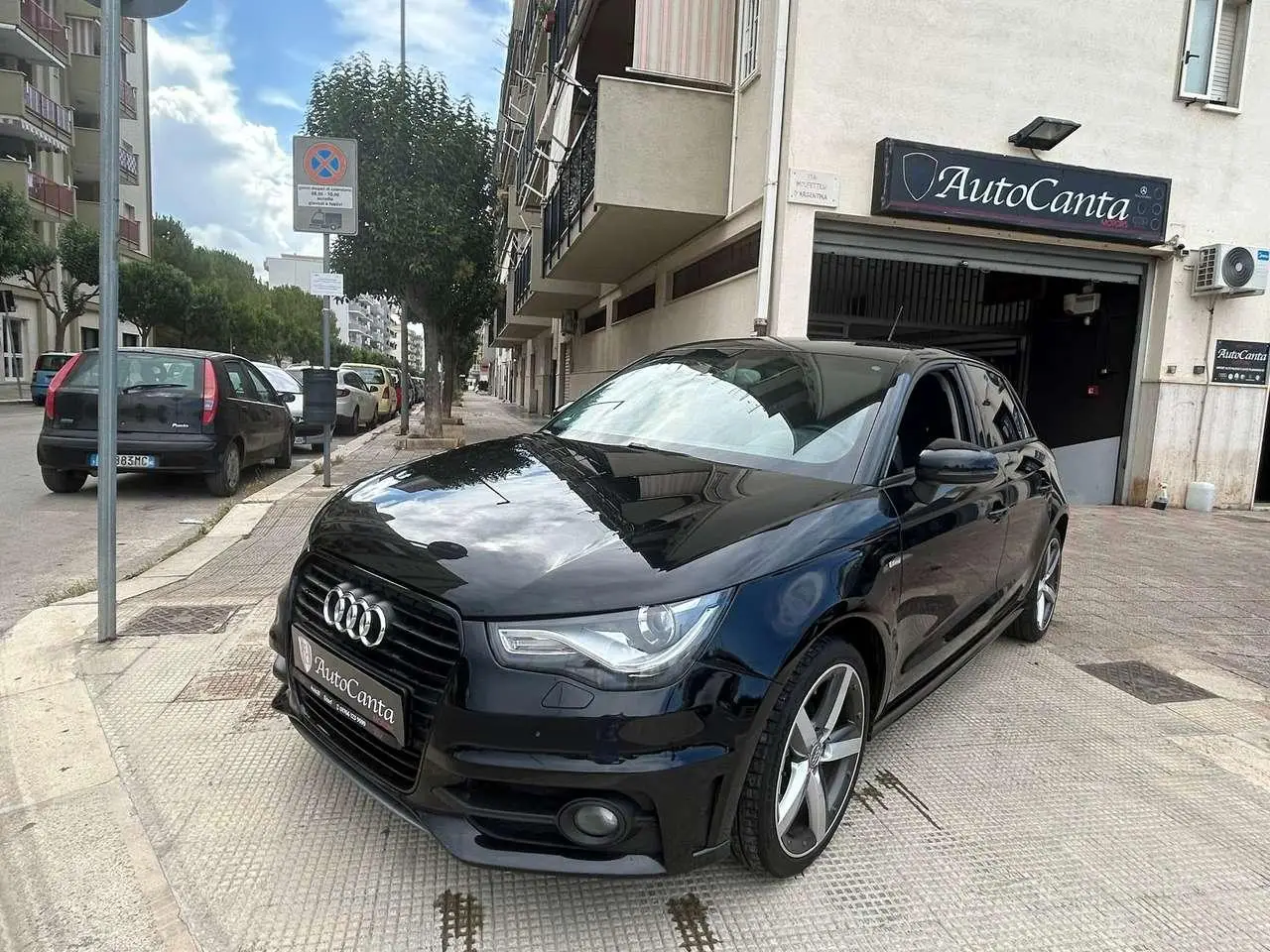 Photo 1 : Audi A1 2014 Diesel