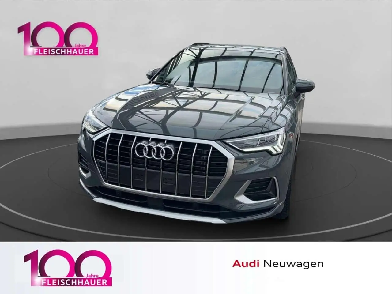 Photo 1 : Audi Q3 2024 Essence