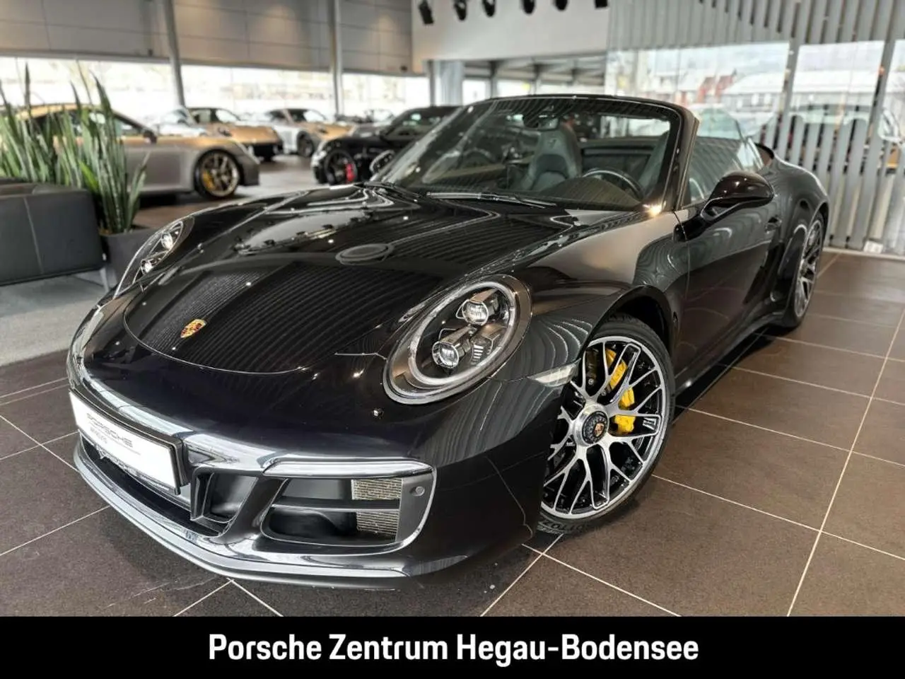 Photo 1 : Porsche 991 2018 Essence