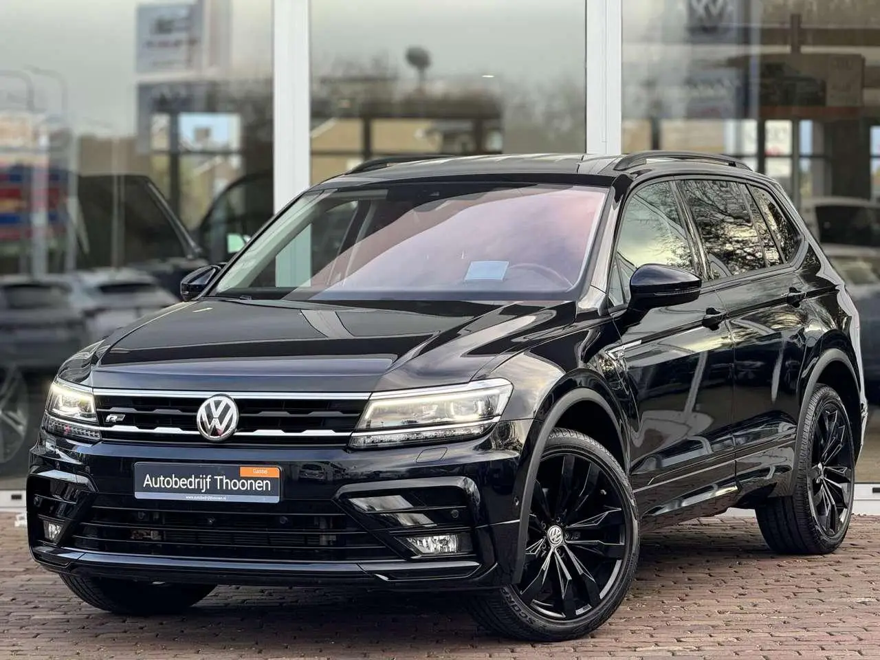 Photo 1 : Volkswagen Tiguan 2021 Essence