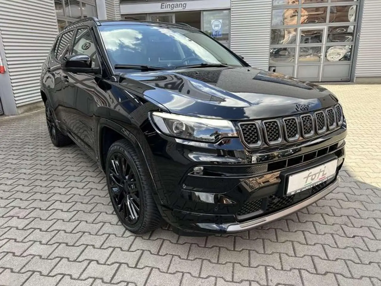 Photo 1 : Jeep Compass 2023 Petrol