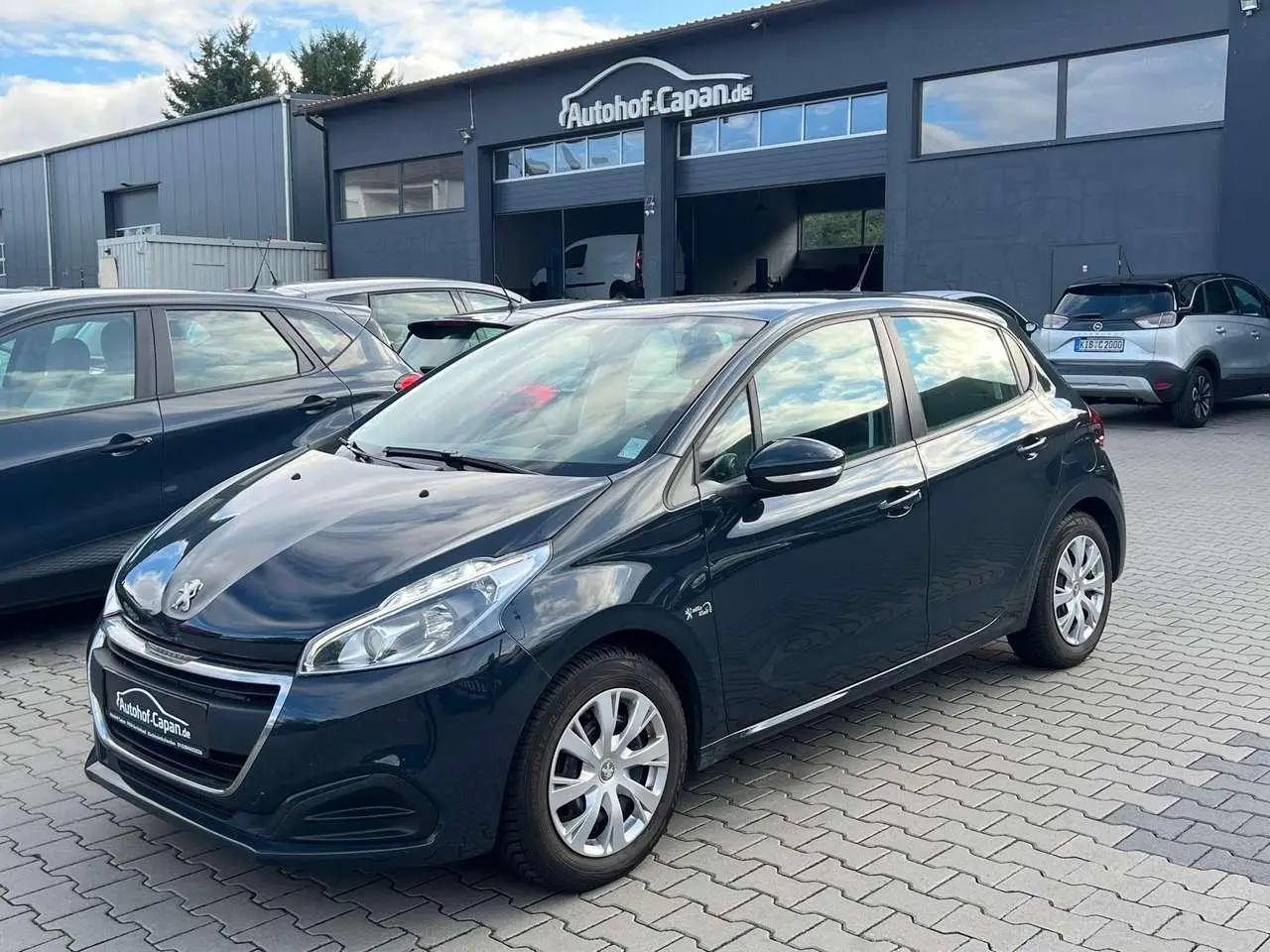 Photo 1 : Peugeot 208 2019 Essence