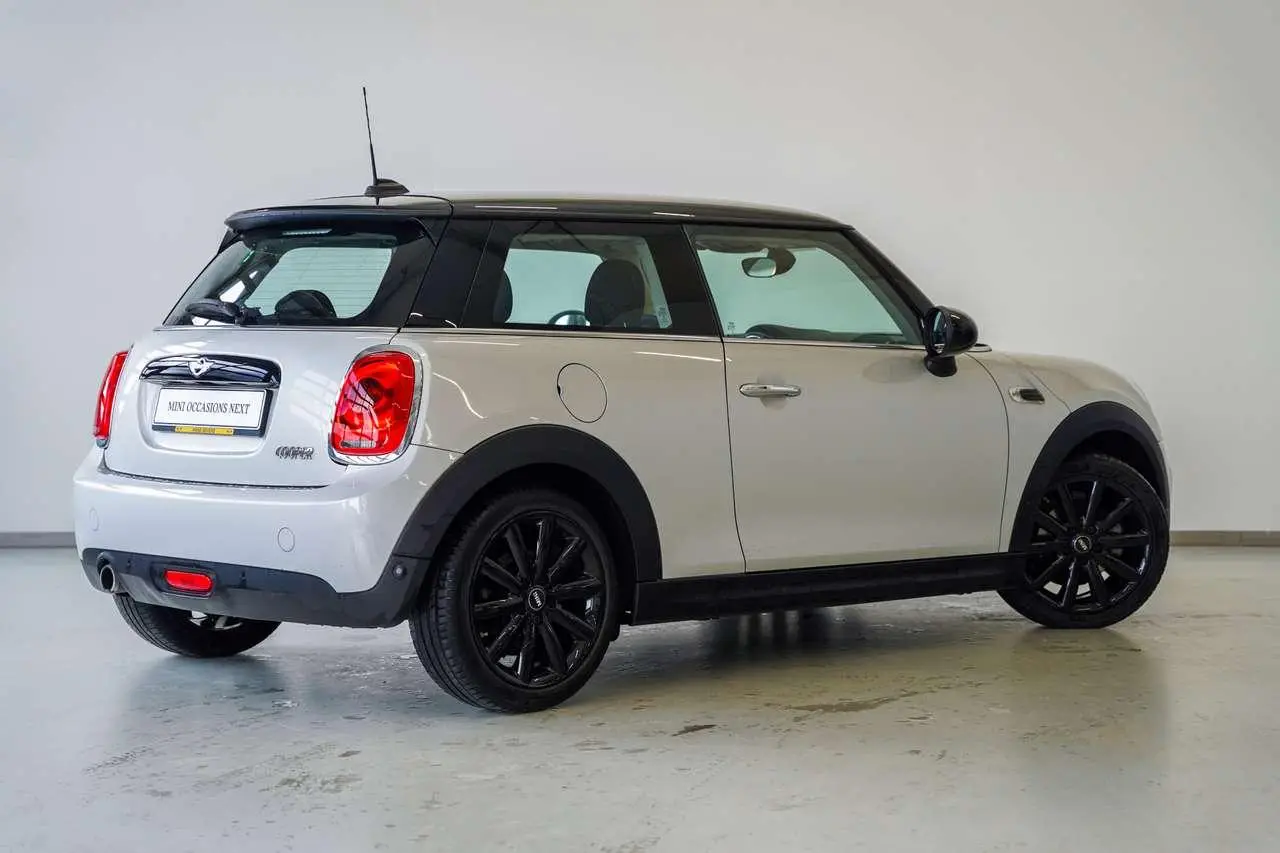 Photo 1 : Mini Cooper 2017 Petrol