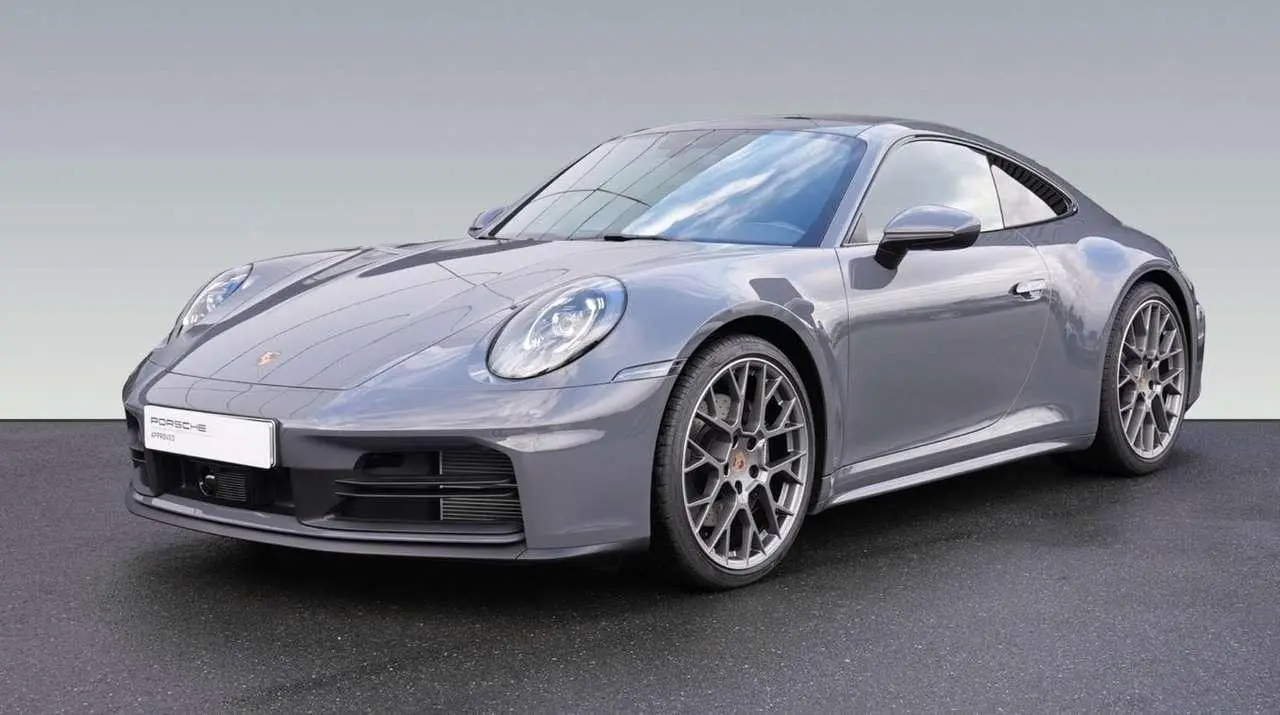 Photo 1 : Porsche 992 2024 Essence