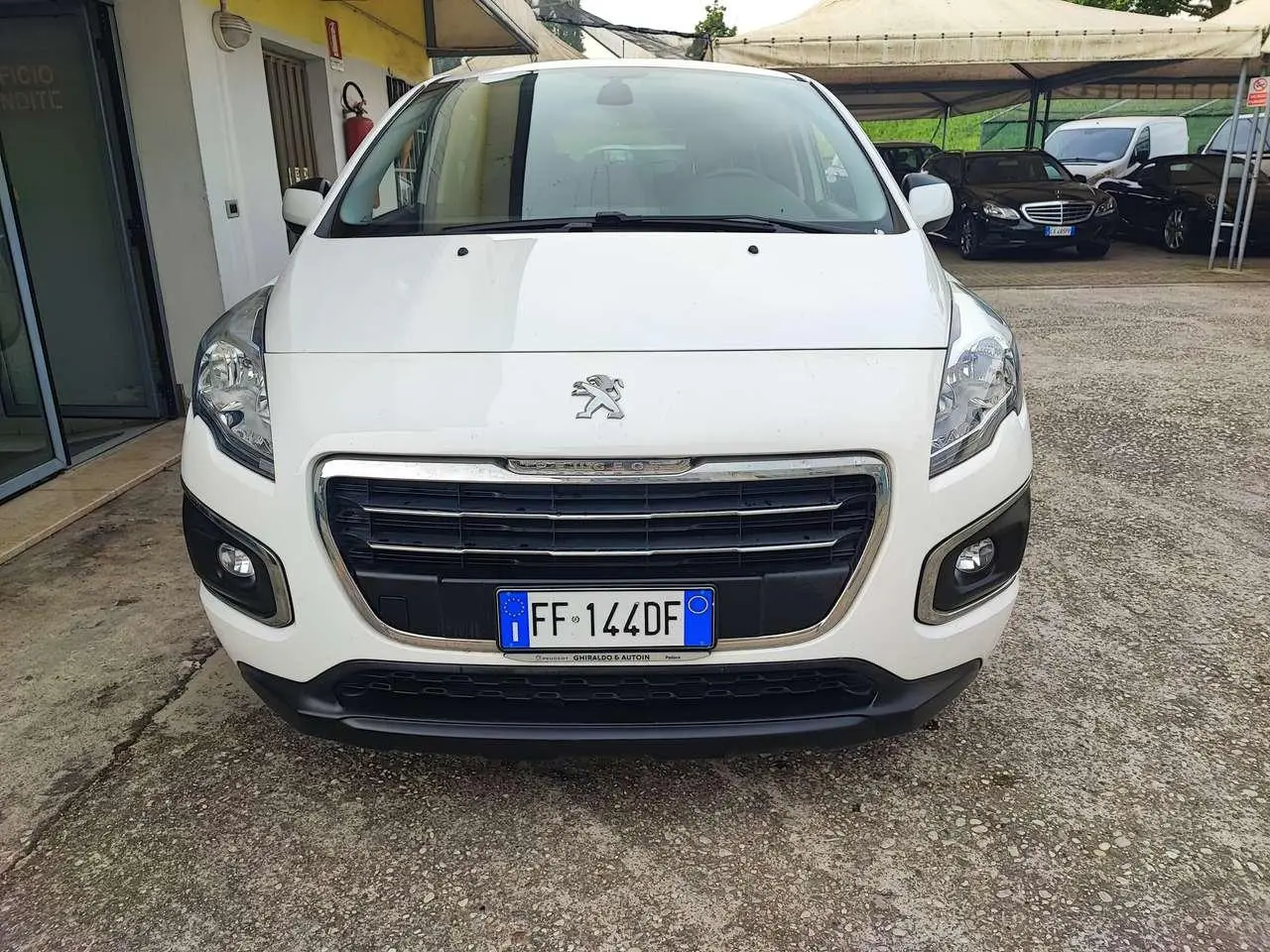 Photo 1 : Peugeot 3008 2016 Diesel