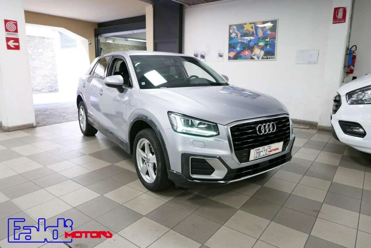 Photo 1 : Audi Q2 2019 Diesel