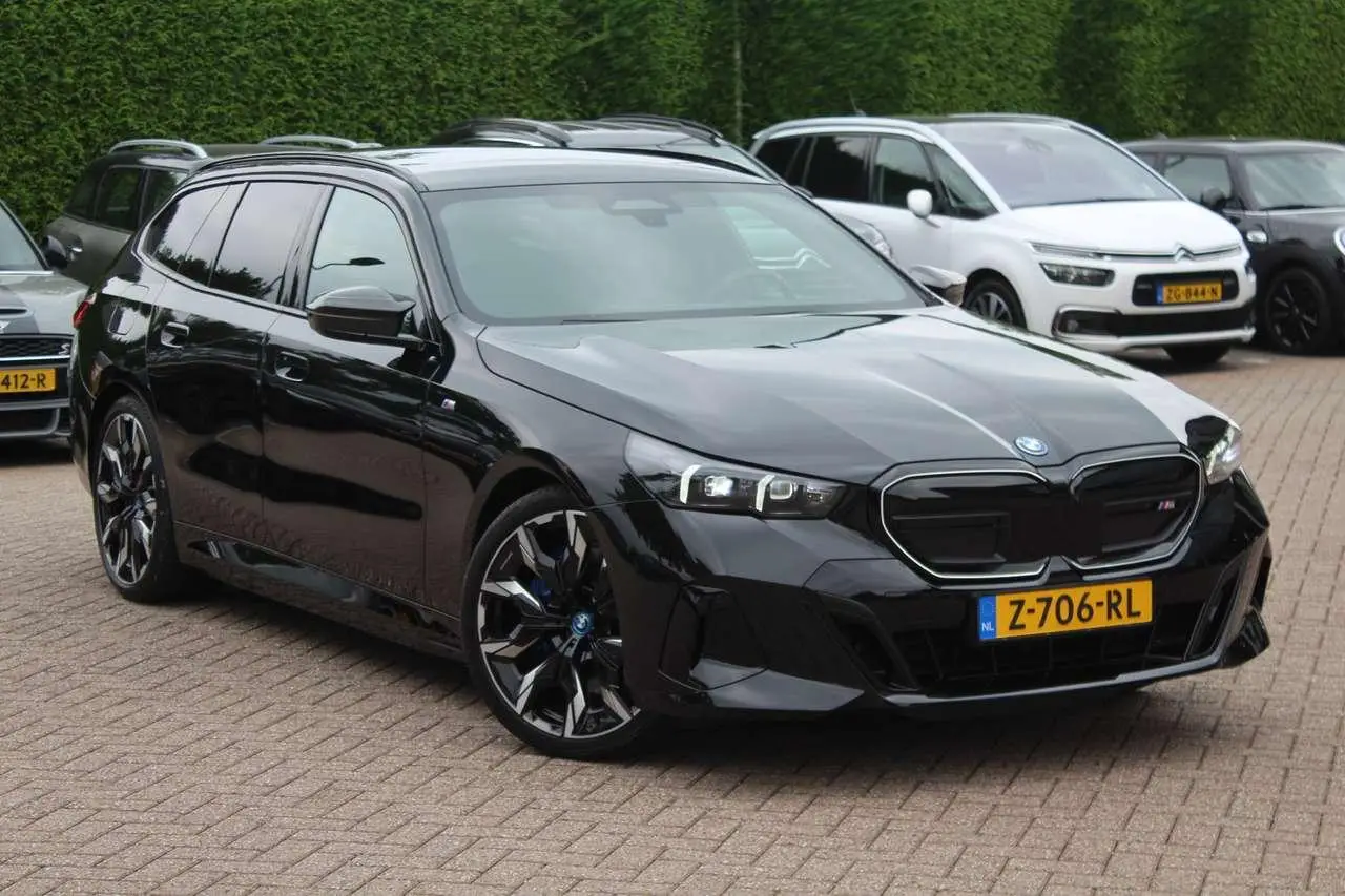 Photo 1 : Bmw I5 2024 Électrique