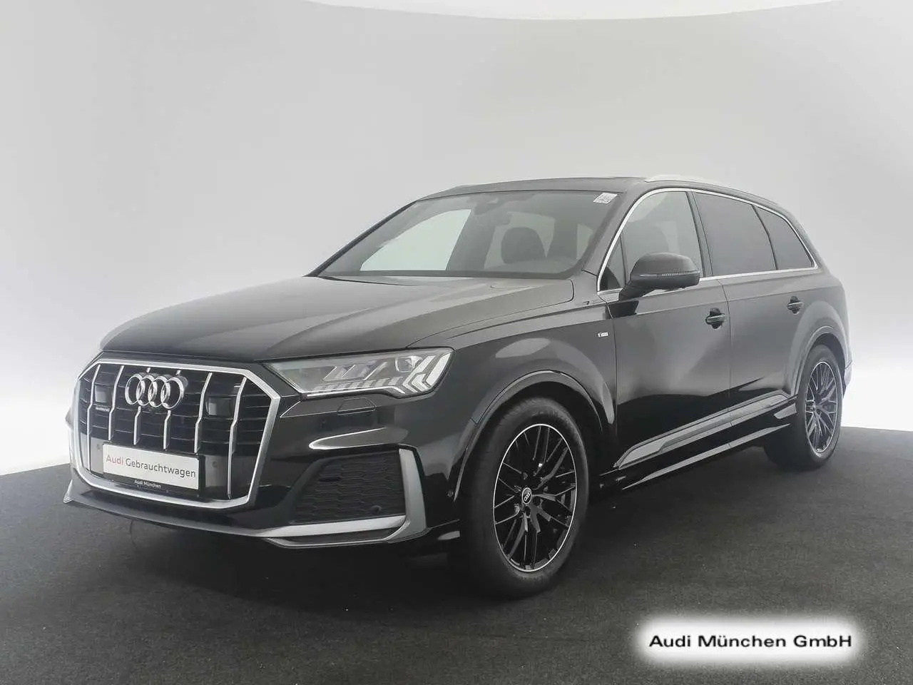 Photo 1 : Audi Q7 2021 Diesel