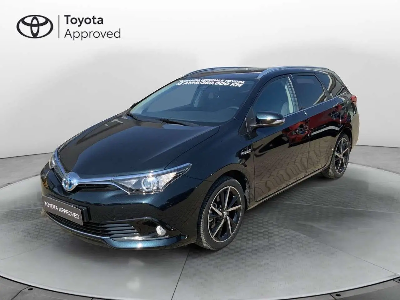 Photo 1 : Toyota Auris 2017 Hybride