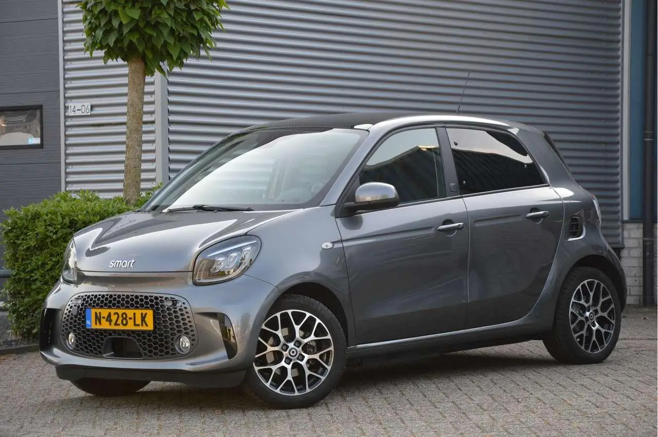 Photo 1 : Smart Forfour 2020 Electric