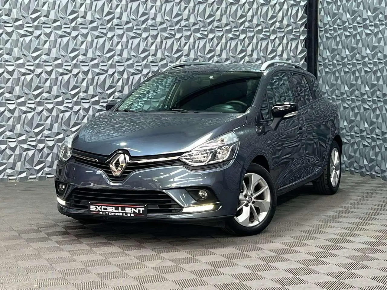 Photo 1 : Renault Clio 2016 Petrol