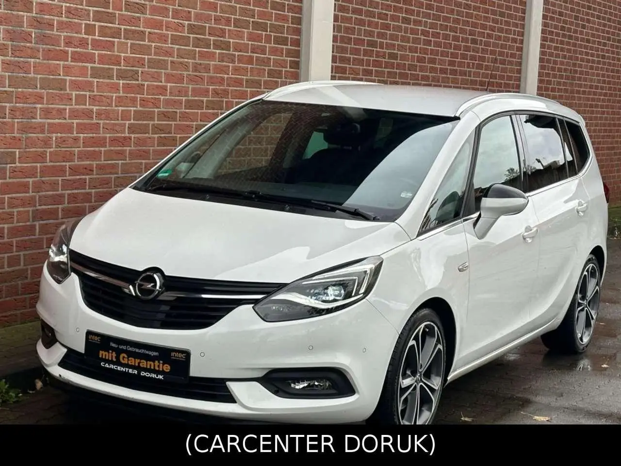 Photo 1 : Opel Zafira 2018 Diesel